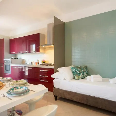 Apartment Sky Gate Red By Airport Macchie (Bari)